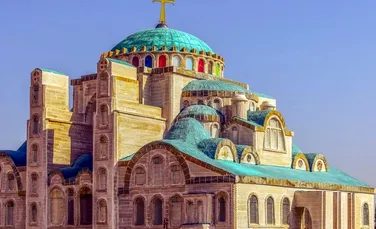 În catedrala Sfânta Sofia au loc primele rugăciuni după ce a fost transformată în moschee