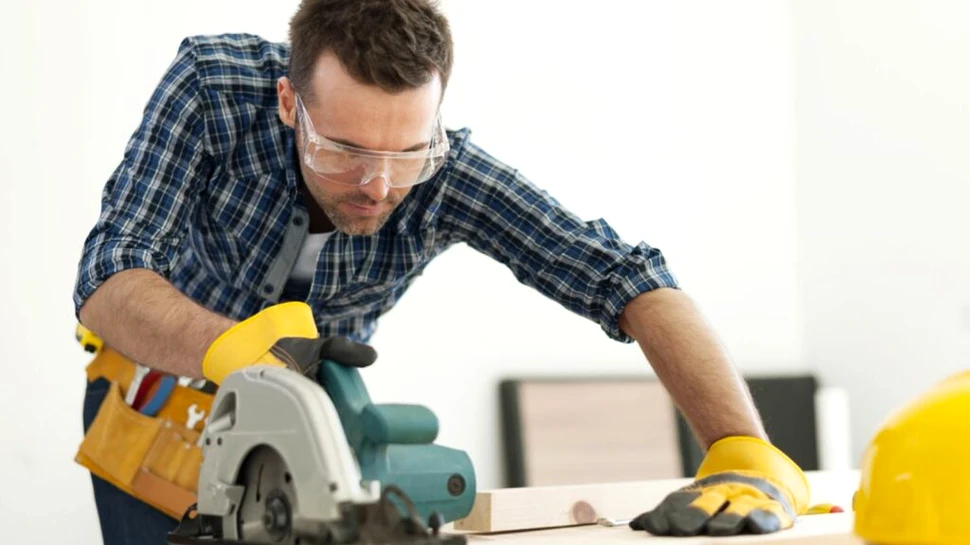 Fierăstrăul electric: cum să alegi instrumentul potrivit pentru proiectele tale de construcție (P)