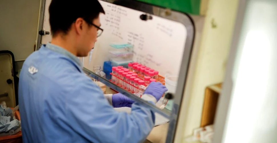 Şi chinezii încep să testeze un vaccin împotriva coronavirusului. Când vor fi gata vaccinurile?