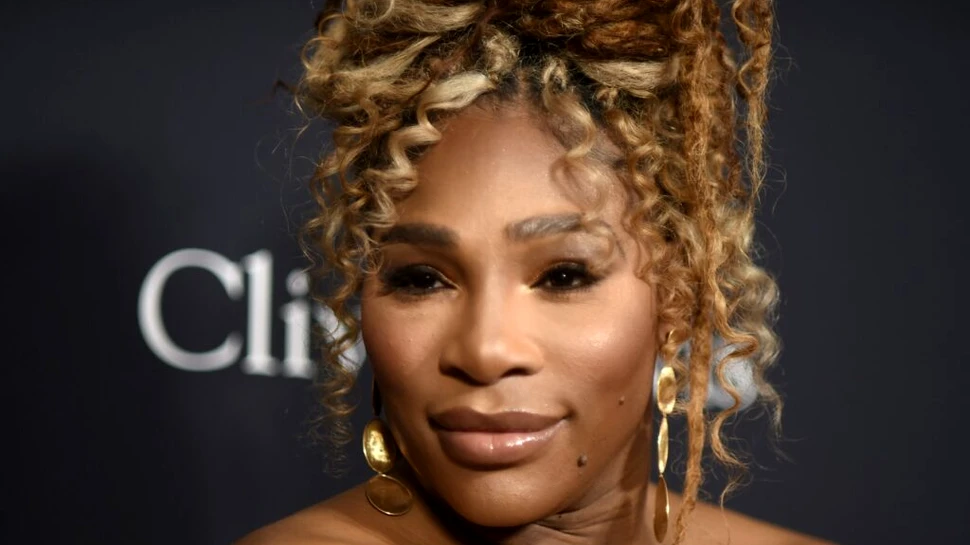 Serena Williams a publicat o fotografie în bikini, cu fiica sa în brațe