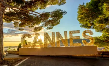 Un palmier s-a prăbușit peste un producător de film la Festivalul de la Cannes