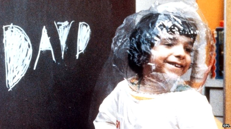 O nouă şansă la viaţă pentru „copiii bulă”. Cercetătorii au găsit un tratament revoluţionar