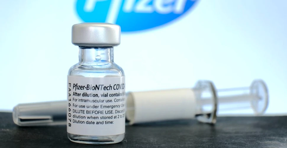 Încep testele pe voluntari ale vaccinului anti-Omicron făcut de Pfizer. Participă și persoane nevaccinate