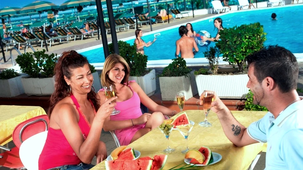 Principala armă a hackerilor în perioada concediilor. Unde nu trebuie să foloseşti reţelele  Wi-Fi