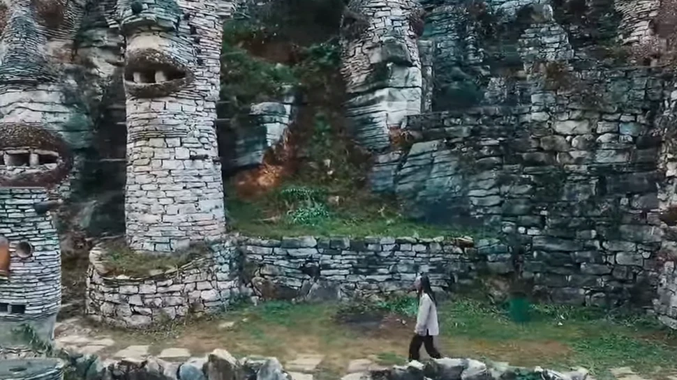 Un bărbat de 78 de ani şi-a construit propriul oraş – VIDEO