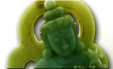 Vietnamezii ridica cea mai mare statuie de jad a lui Buddha