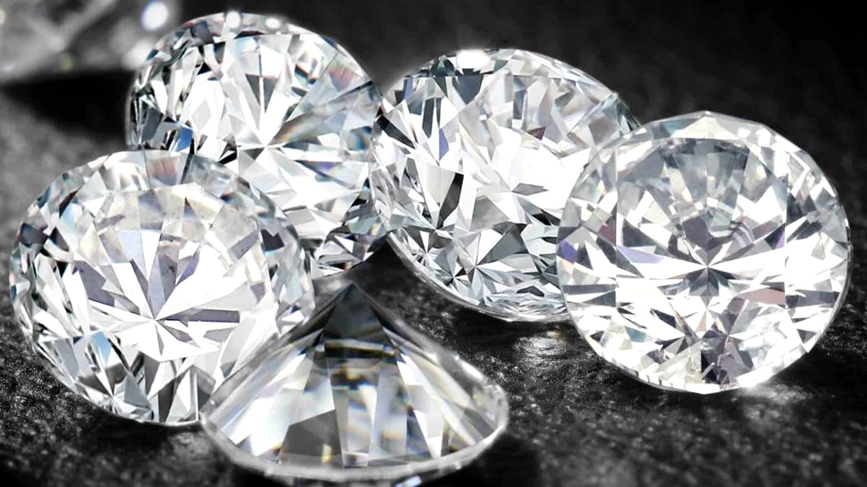 Povestea celebrei hoaţe de bijuterii de 86 de ani. Cariera ilicită a venerabilei Doris Payne