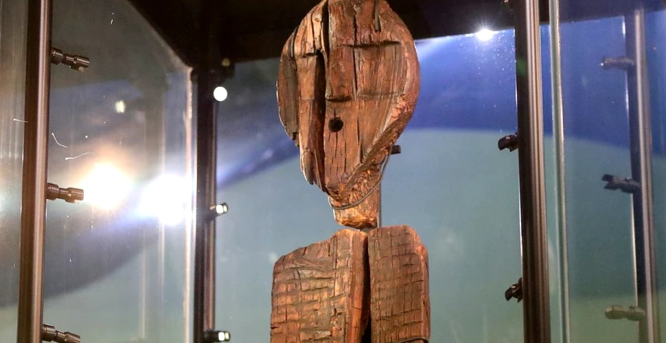Idolul din Shigir, o sculptură stranie decorată cu fețe umane, este mult mai vechi decât au crezut cercetătorii