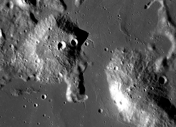 Ceva s-a prăbușit pe Lună, iar astronomii au reușit să înregistreze momentul