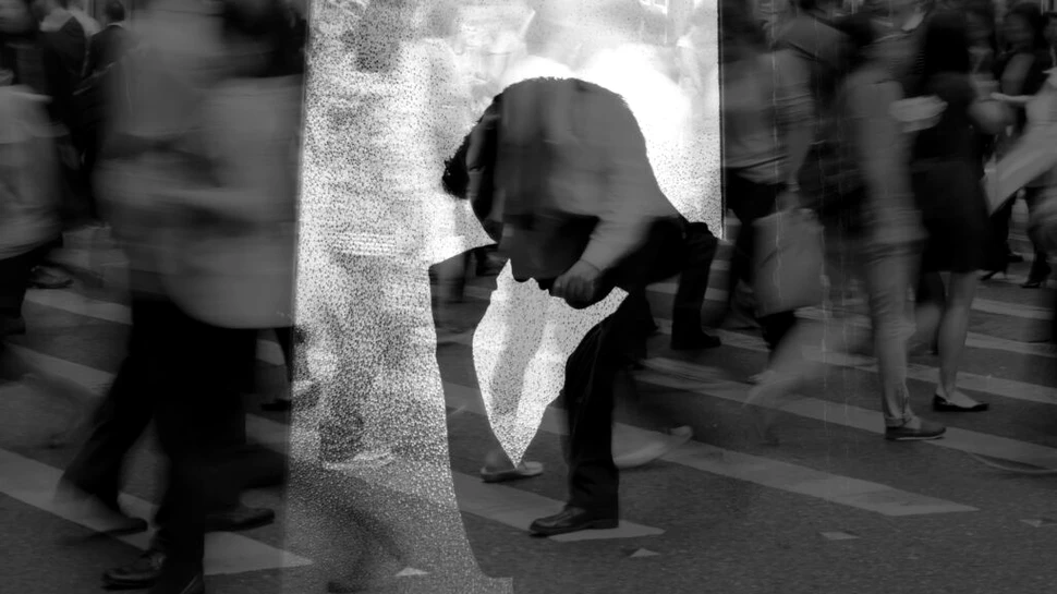 Singurătatea și libertatea: cum se naște echilibrul dintre frica de abandon și independență