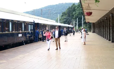 Orient Express, trenul de lux, a oprit şi în acest an în gara din Sinaia