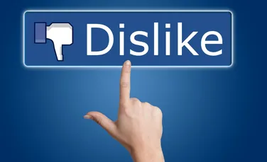 „Downvote”, butonul prin care Facebook doreşte să combată ştirile false, spam-ul şi mesajele ofensive