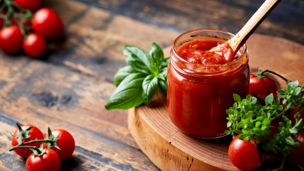 Sucul de roșii și soia reduce inflamația la adulții cu obezitate