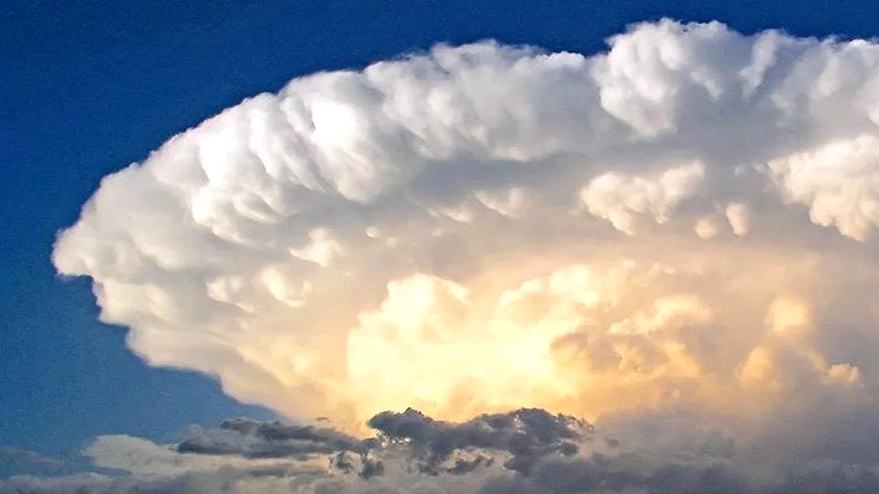 1-cloudsheaderbi-1024 
