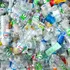 Un tânăr cercetător a reușit să producă benzină și motorină din plastic reciclat