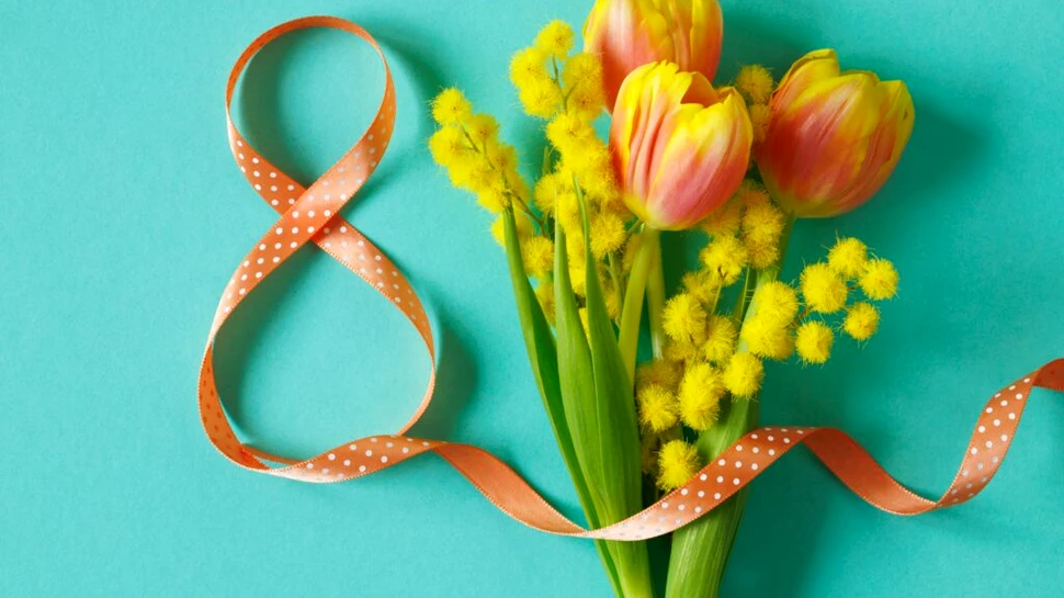 MESAJE de 8 Martie 2026! Urări speciale pentru femeile iubite din viața ta