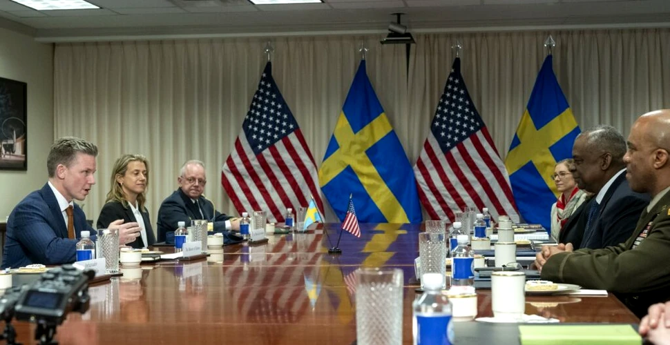 SUA și Suedia au semnat un acord de cooperare în domeniul apărării