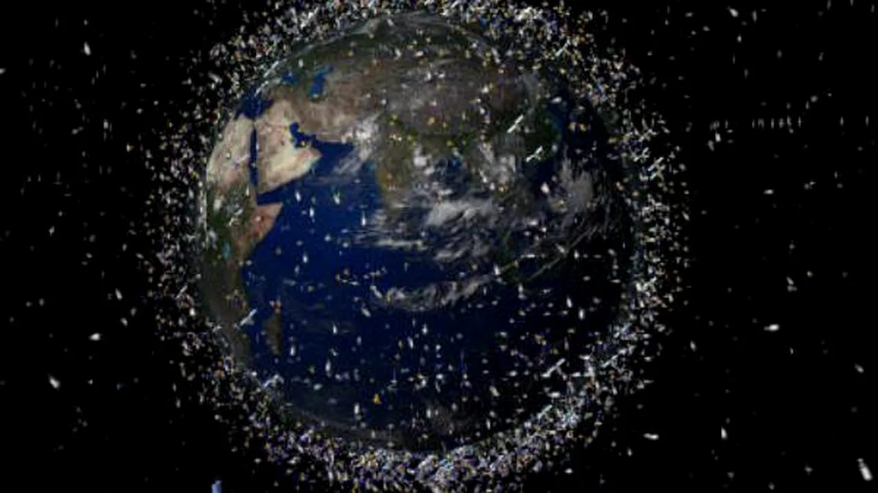 1-space-junk 