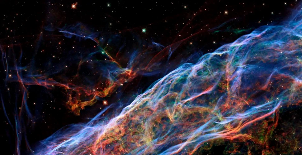 Imaginea cu Nebuloasa Voalul, surprinsă de Hubble în 2015, a fost refăcută de astronomi