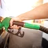 Prețul la carburanți în România. Ce se întâmplă dacă petrolul ajunge la 100 de dolari?