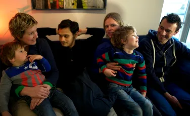 Copii cu trei sau patru părinţi? Autorităţile olandeze iau în calcul această posibilitate