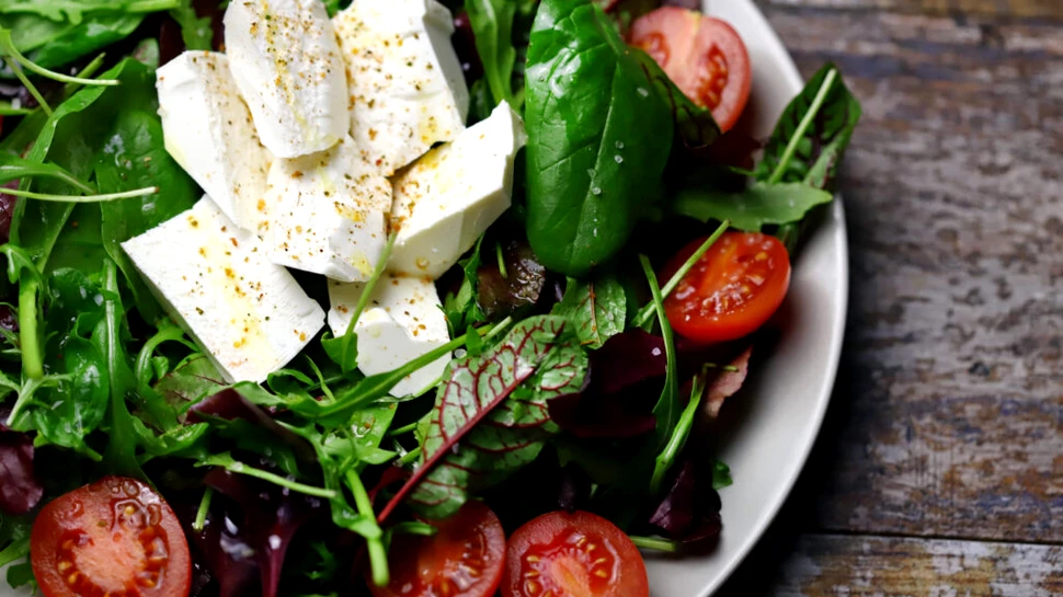 Sfatul nutriționistului: ce mâncăm pentru echilibrul intestinal?