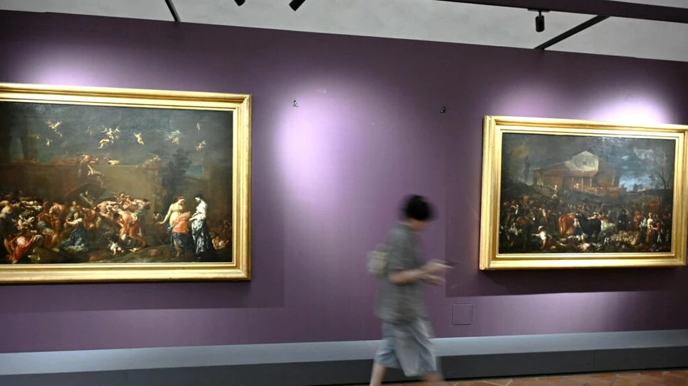 Turiștii fac ravagii în muzee. Un nou incident a avut loc la Galeria Uffizi din Florența