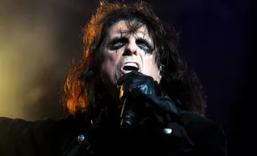 Cum Alice Cooper a salvat celebrul Hollywood Sign de la dispariție