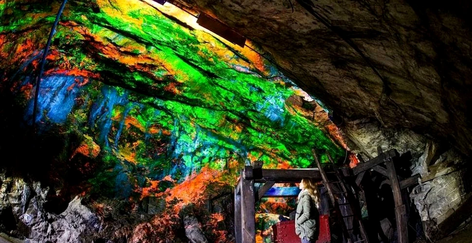 Peştera muzeu cu peste 300 de specii de roci şi pereţi cu minerale fluorescente – Galerie Foto