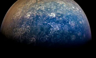 O imagine uimitoare realizată de NASA prezintă modificări ale culorii furtunii masive de pe Jupiter – FOTO