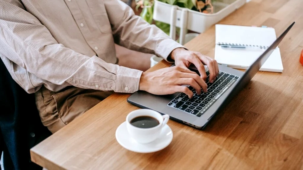 (P) Cum să începi cu sume mici să investești pentru viitor – fiecare euro contează