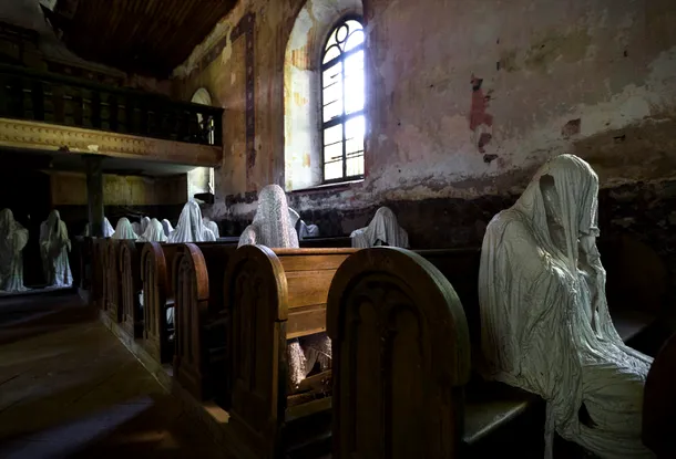 Fantomele bisericii Sf. Gheorghe din Lekova