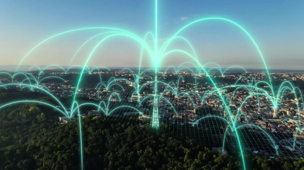 Elon Musk lansează serviciul Starlink în cea mai populată țară din lume