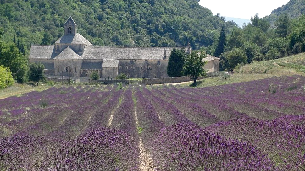 Cinci destinaţii turistice feerice pentru cei pasionaţi de arta fotografică şi de pictură
