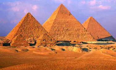 Secretul construirii Marii Piramide din Giza a fost dezvăluit. Metoda ingenioasă utilizată de egipteni pentru transportarea blocurilor de 2 tone de la peste 800 de kilometri depărtare