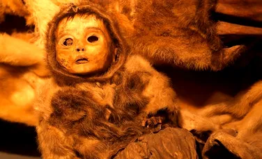 Opt trupuri îngheţate de peste 500 de ani, cele mai bine conservate mumii nord-americane. Un bebeluş a fost îngropat de viu