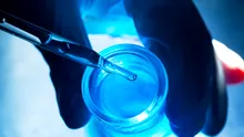 Inteligența Artificială a identificat aproape 10.000 de reacții chimice noi care ar putea fi utile în industrie