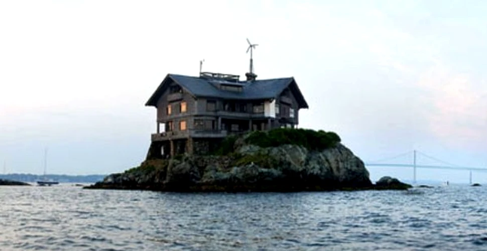 Casa de pe o stanca din Rhode Island (FOTO)