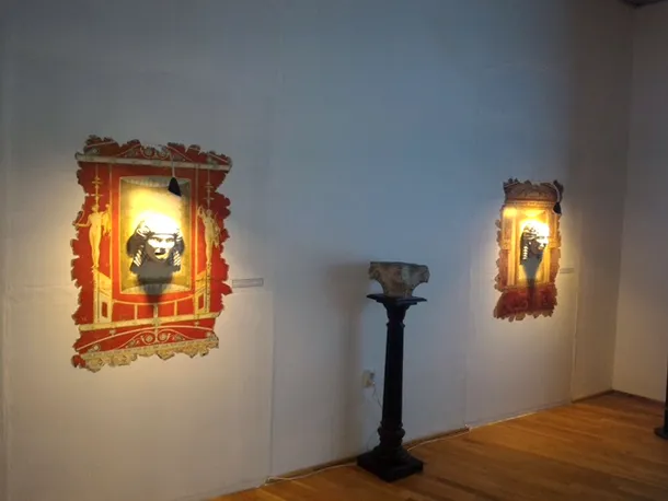 Cluj: Expoziţie 3D la muzeu, vizitatorii se pot plimba virtual prin Roma antică şi Sarmizegetusa