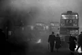 Noi fotografii restaurate arată „ceața ucigașă” care s-a așternut peste Londra în 1952