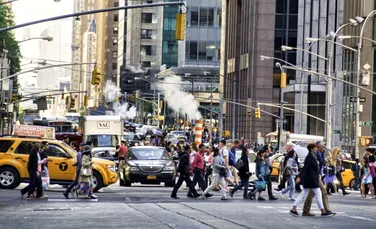 De ce stau la coadă locuitorii din New York pentru o pâine de 60 de dolari?