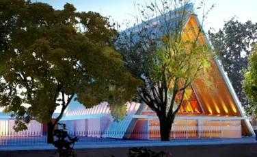 Catedrala de carton – un proiect pentru un oraş devastat de cutremur