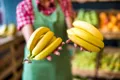 Bananele care nu se mai înnegresc după ce sunt tăiate, așteptate în magazinele din Marea Britanie