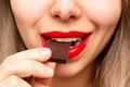 Legătura neștiută dintre ciocolata neagră și riscul de hipertensiune arterială