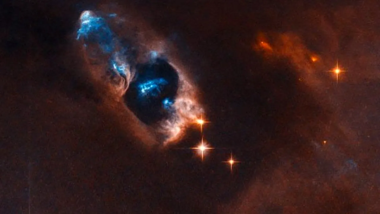 1-obiecte-albastru-spatiu-descopera-nasa 