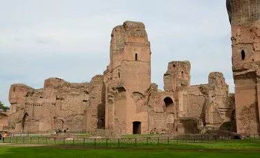 Locuitorii Romei s-au opus construirii unui fast food în apropierea băilor lui Caracalla