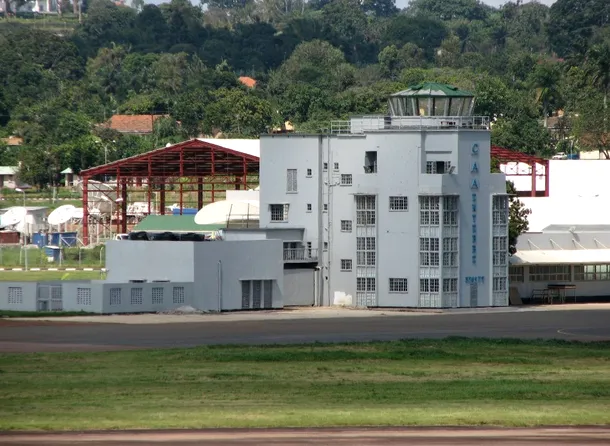 Turnul de control al aeroportului Entebbe din Uganda