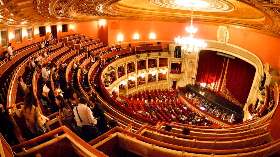 Surpriză plăcută: bucureştenii merg în proporţie de 36% la teatru, într-un procent similar cu londonezii şi parizienii
