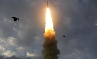 Reuşită europeană în spaţiu: Racheta Vega a fost lansată cu succes, lansând pe orbită cei trei „pasageri”