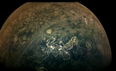 NASA a publicat imagini uimitor de detaliate cu regiunea de nord a planetei Jupiter